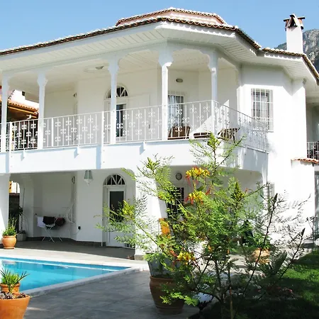 Beyaz Ev Akyaka Villa